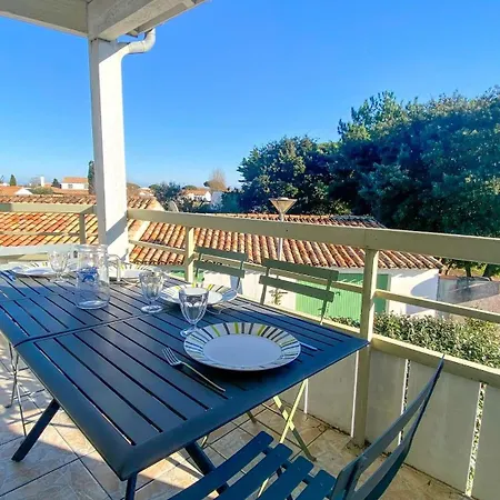 Apartament Dans Avec Piscine Proche Et Commerces La Couarde-sur-Mer