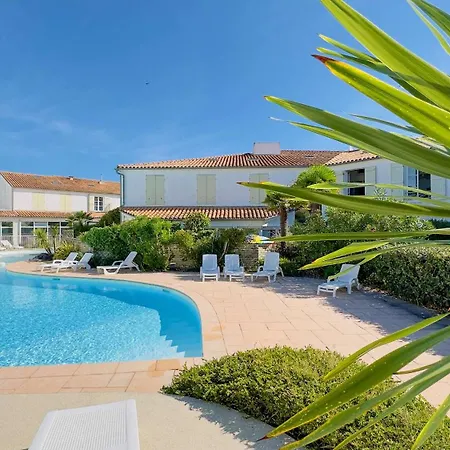 Apartament Dans Avec Piscine Proche Et Commerces