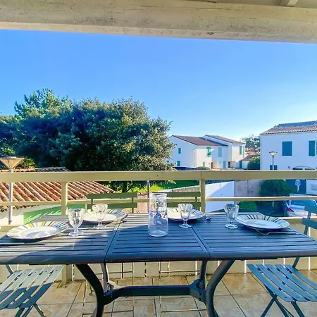 Apartament Dans Avec Piscine Proche Et Commerces *